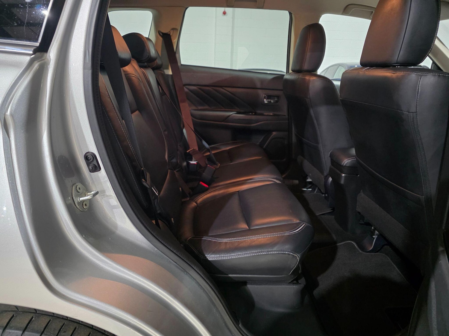 Used Mitsubishi Outlander 2018 for sale - 76965626: Photo 24