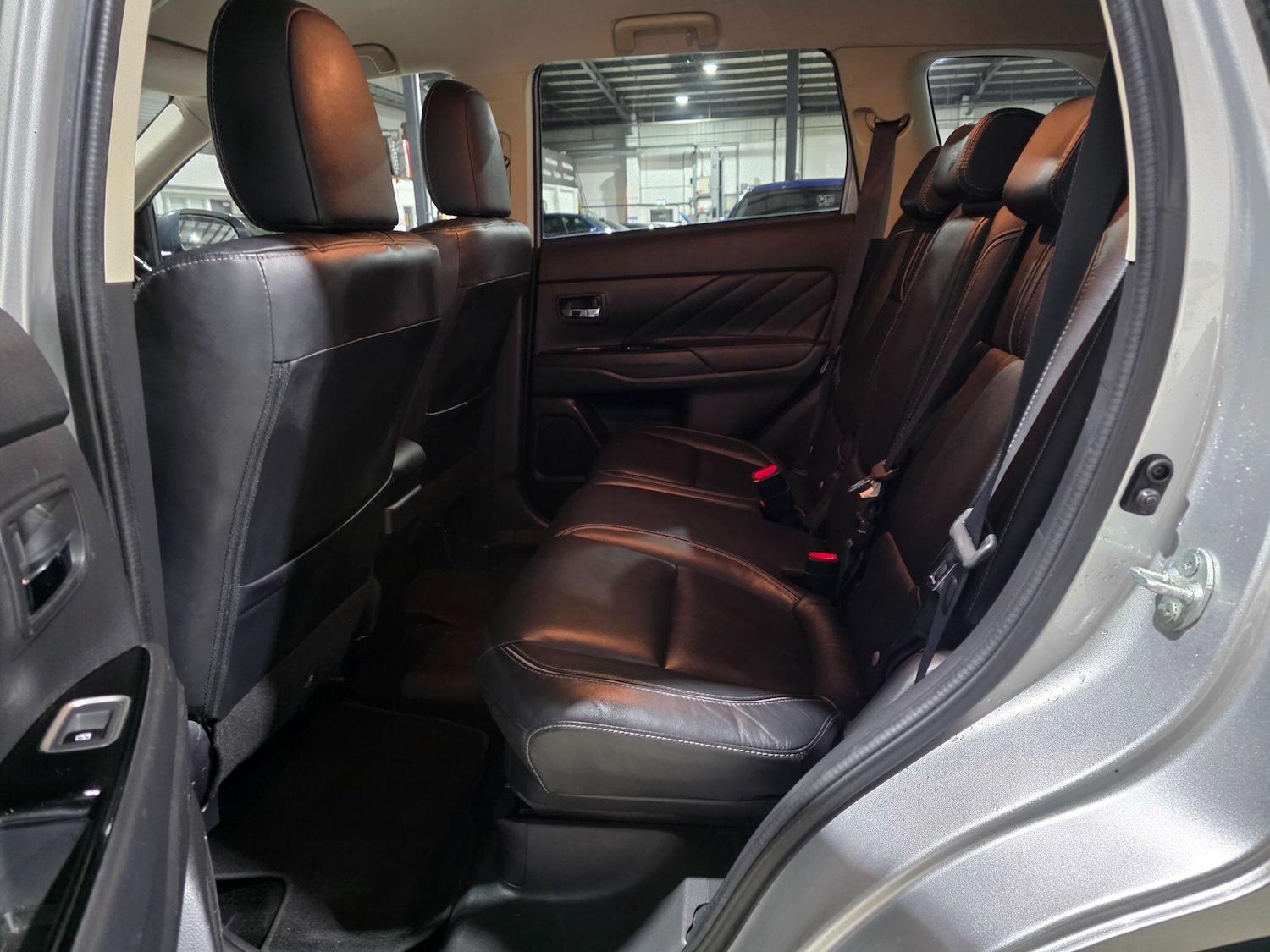 Used Mitsubishi Outlander 2018 for sale - 76965626: Photo 25