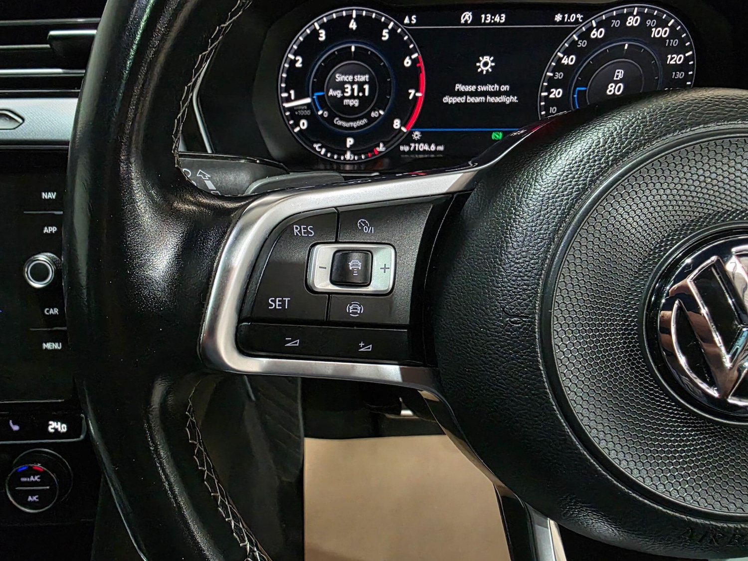 Used Volkswagen Passat 2018 for sale - 77040434: Photo 23