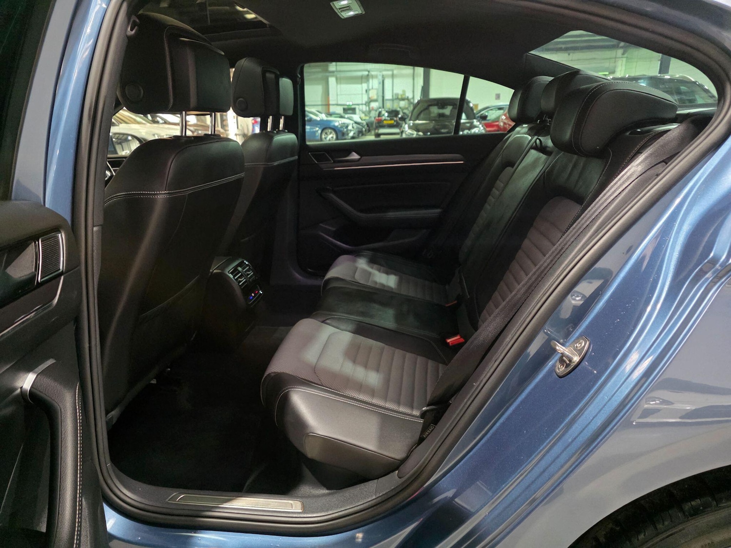 Used Volkswagen Passat 2018 for sale - 77040434: Photo 30