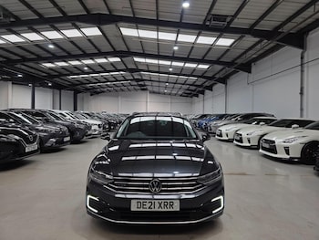 Used Volkswagen Passat 2021 for sale - 75757356: Photo