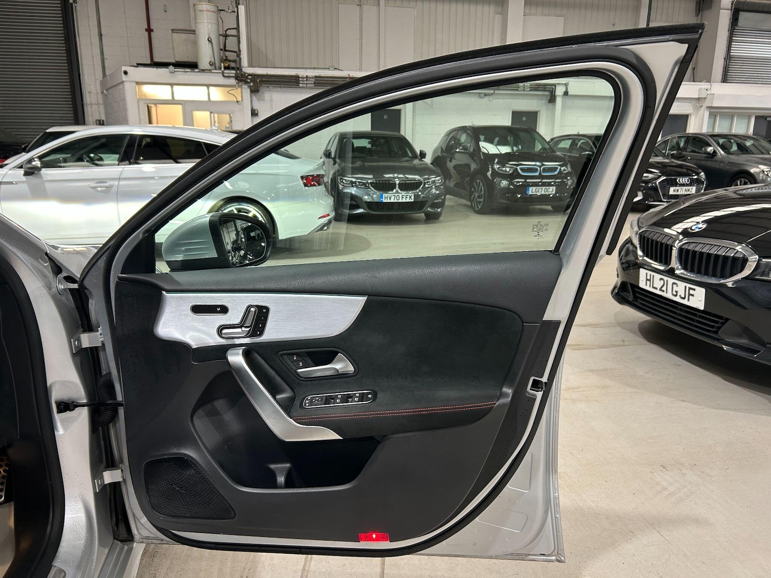 Used Mercedes-Benz A-Class 2019 for sale - 75914775: Photo 37