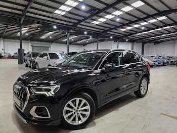 Audi - Q3