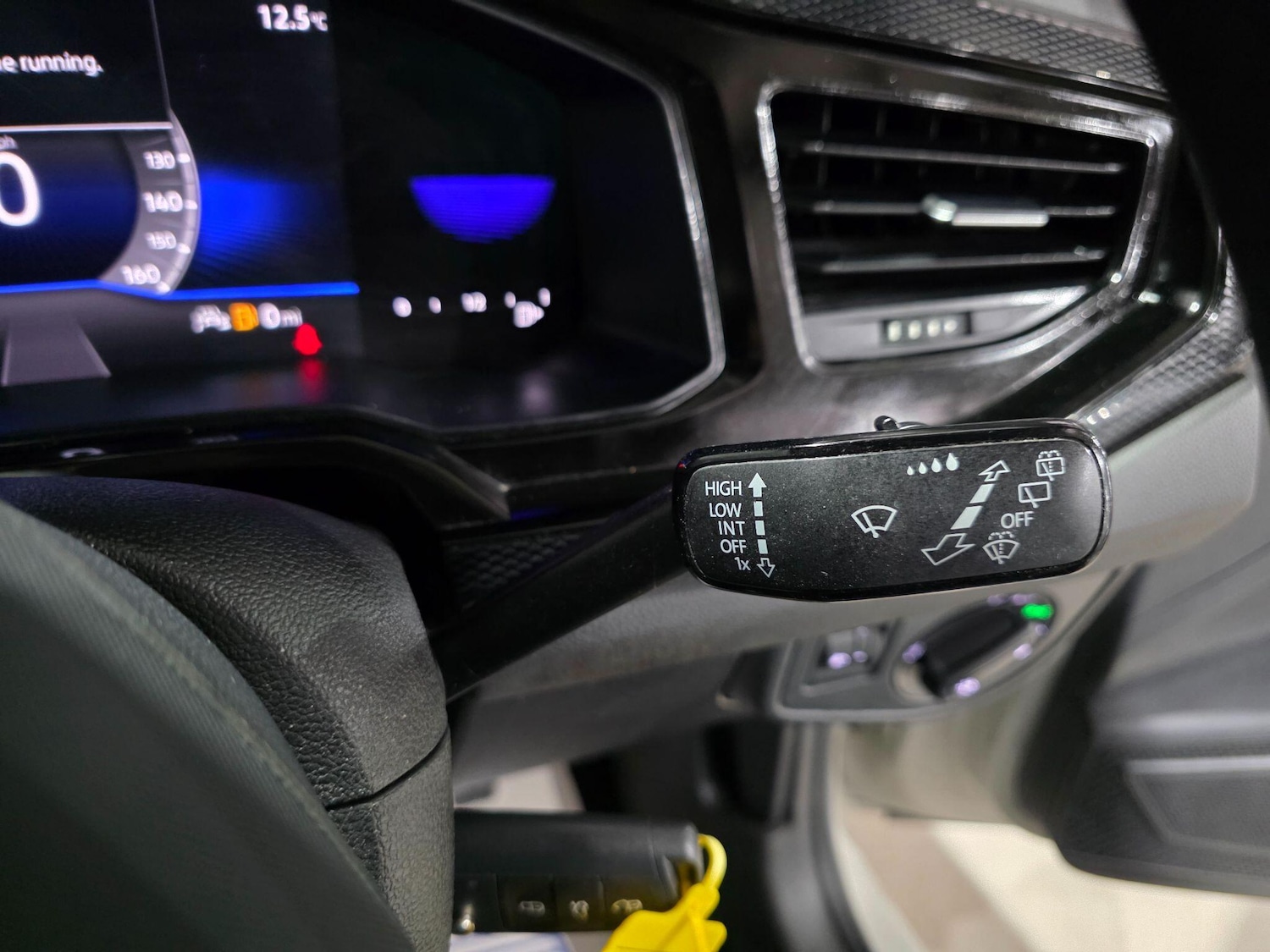 Used Volkswagen Polo 2022 for sale - 76409125: Photo 18