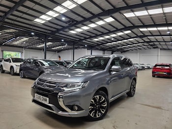 Used Mitsubishi Outlander 2016 for sale - 79201354: Photo