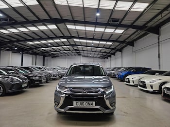 Used Mitsubishi Outlander 2016 for sale - 79201354: Photo