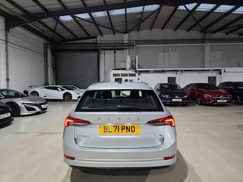 Used Skoda Octavia 2022 for sale - 77191772: Photo