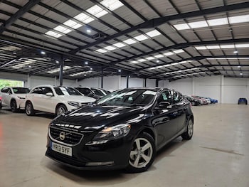 Used Volvo V40 2013 for sale - 79116890: Photo