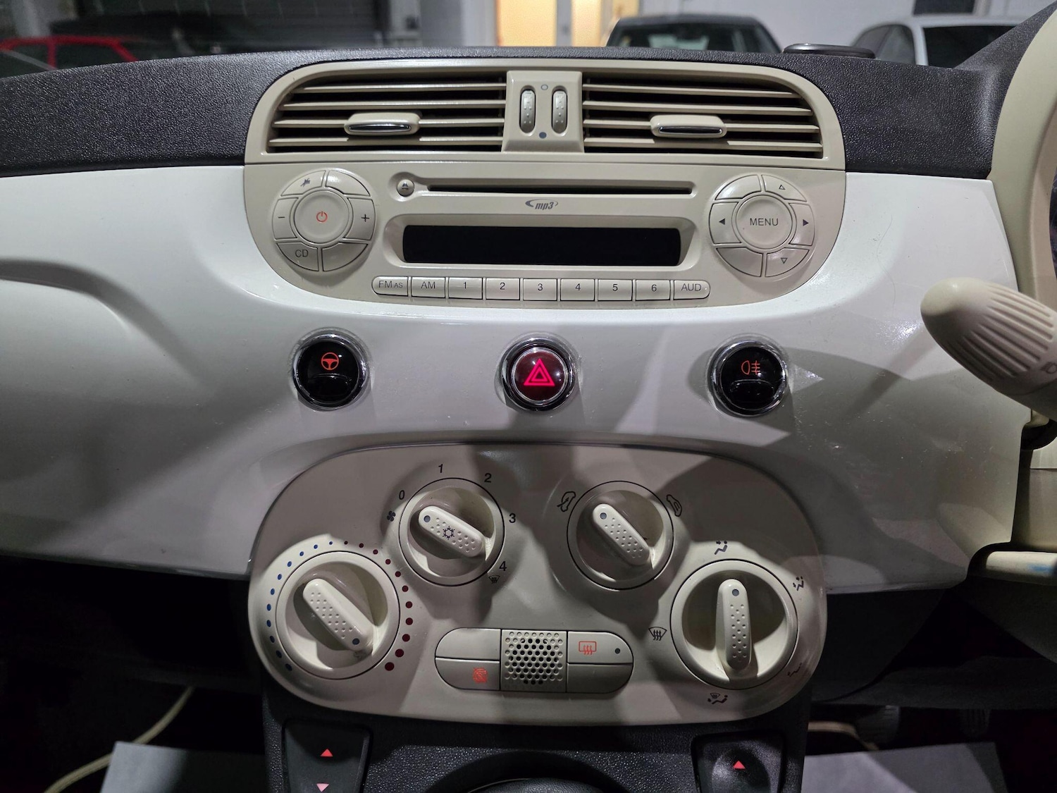 Used Fiat 500 2010 for sale - 76238675: Photo 8