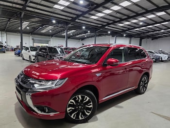 Used Mitsubishi Outlander 2017 for sale - 76498617: Photo