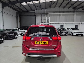 Used Mitsubishi Outlander 2017 for sale - 76498617: Photo