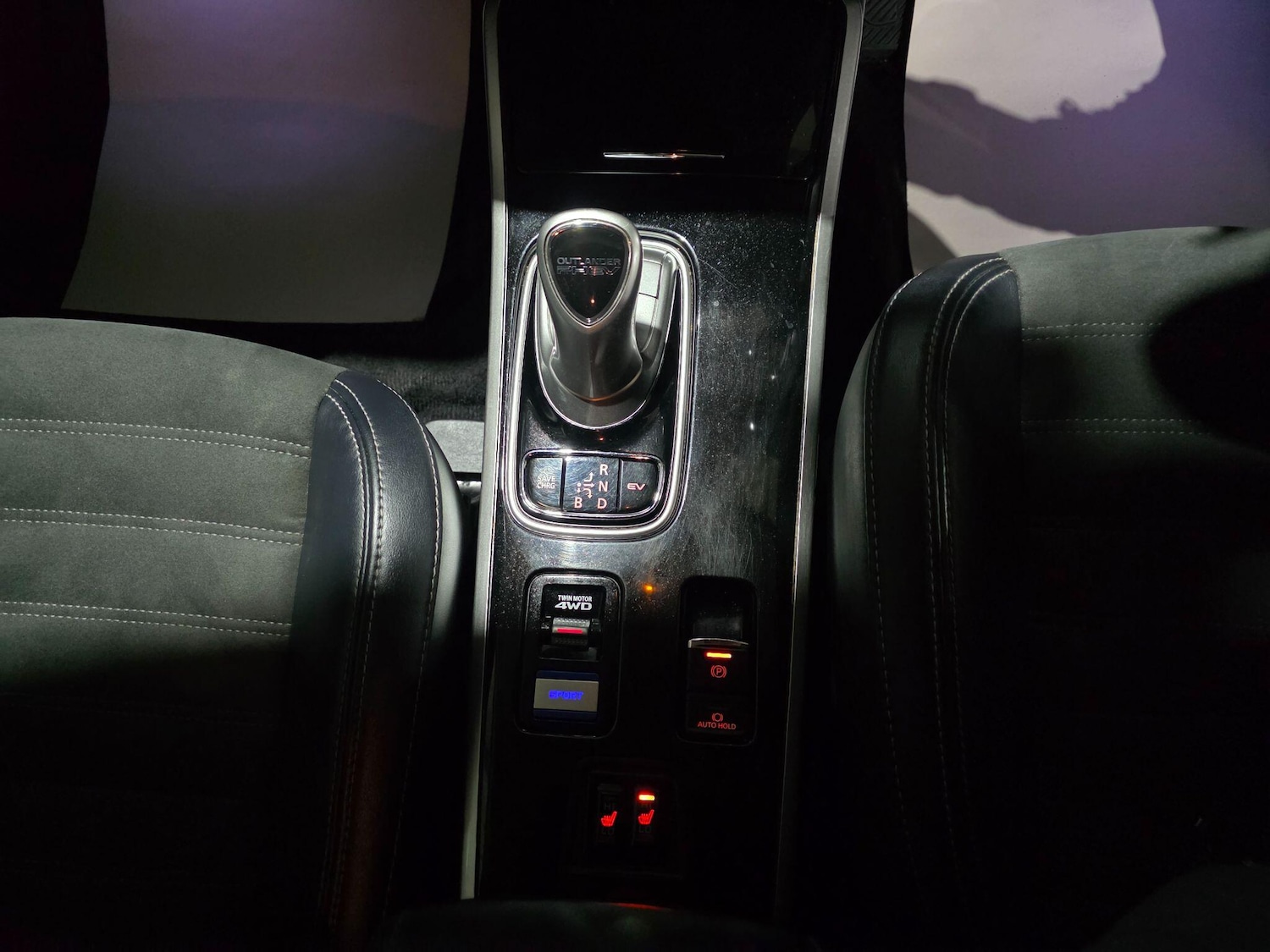 Used Mitsubishi Outlander 2018 for sale - 76613134: Photo 9