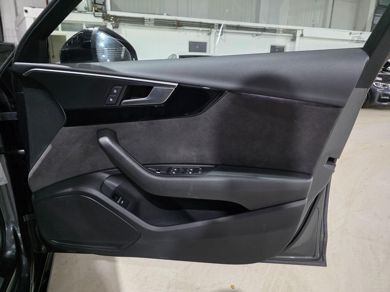 Used Audi A4 Avant 2018 for sale - 76152708: Photo 13