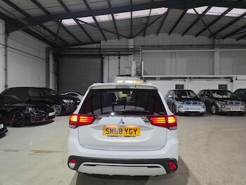 Used Mitsubishi Outlander 2018 for sale - 77586459: Photo