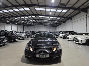 Used Mercedes-Benz E Class 2011 for sale - 77331538: Photo