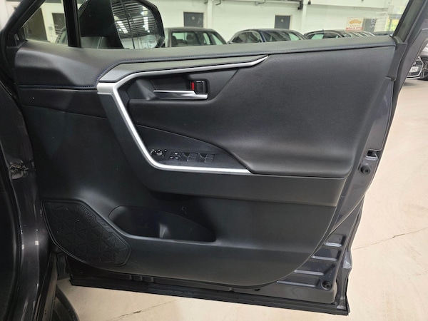 Used Toyota RAV4 2019 for sale - 76013392: Photo 14