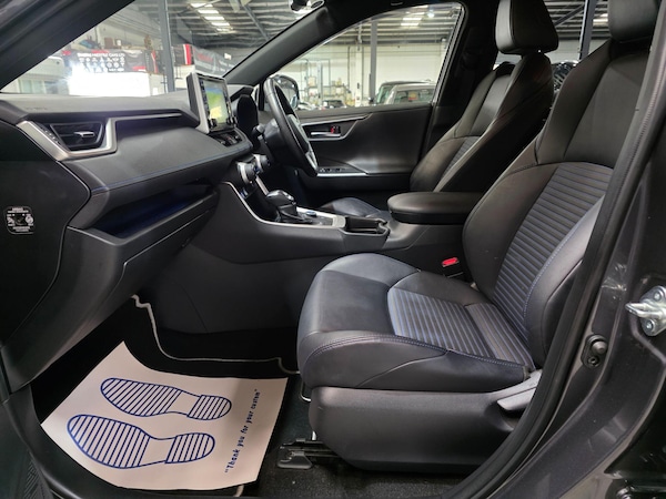 Used Toyota RAV4 2019 for sale - 76013392: Photo 26