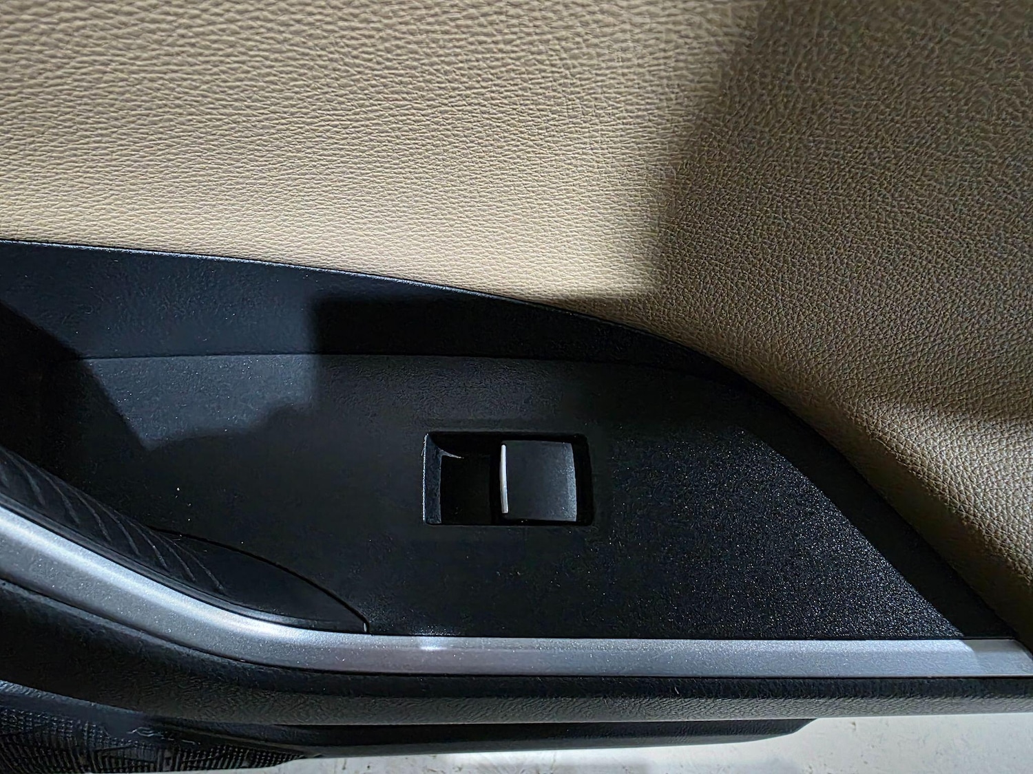 Used Toyota RAV4 2019 for sale - 77190721: Photo 26