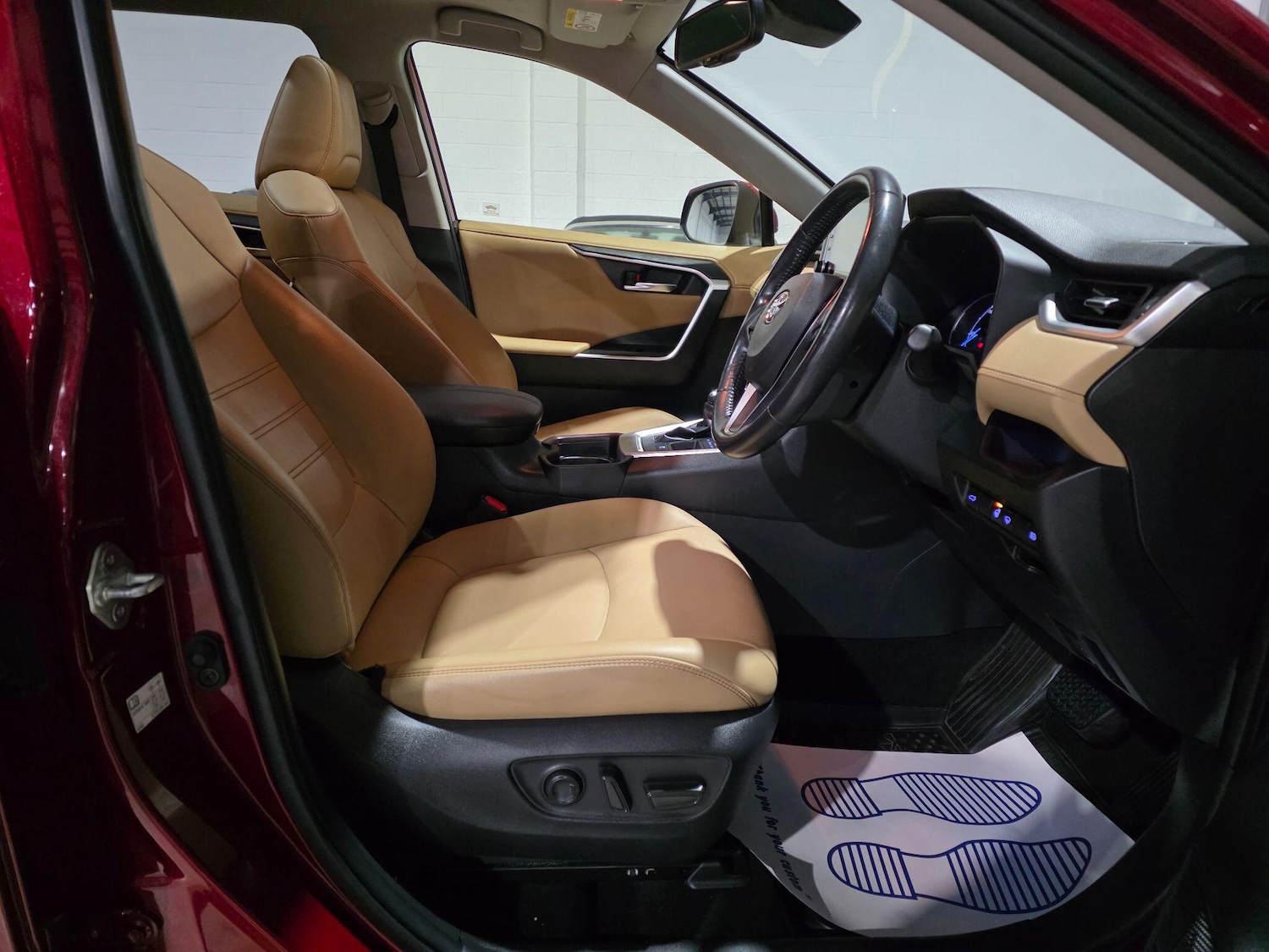 Used Toyota RAV4 2019 for sale - 77190721: Photo 6