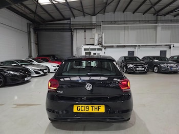 Used Volkswagen Polo 2019 for sale - 75696211: Photo