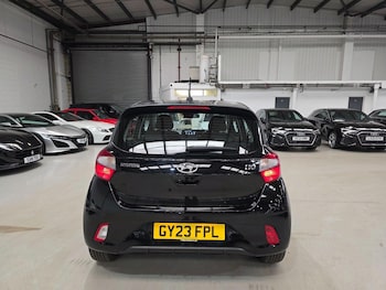 Used Hyundai i10 2023 for sale - 75531474: Photo