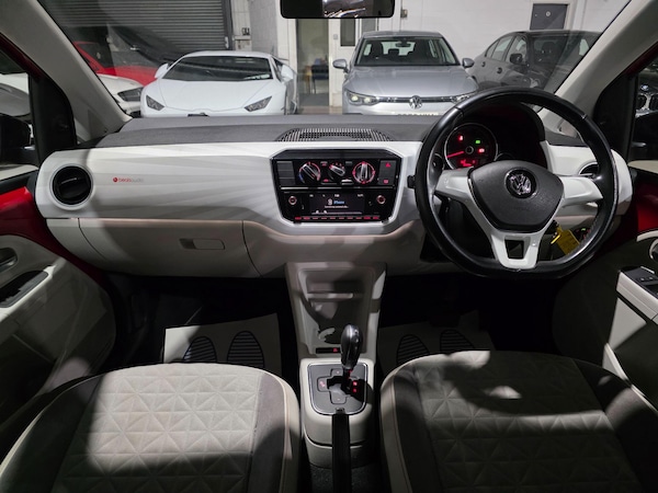 Used Volkswagen up! 2017 for sale - 76136501: Photo 5