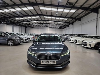 Used Skoda Superb 2020 for sale - 75658632: Photo
