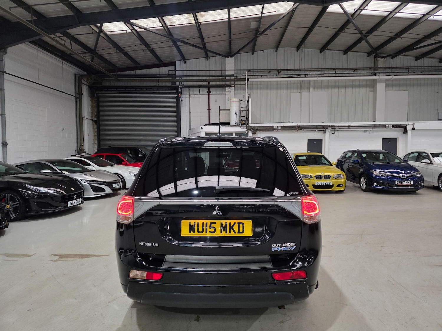 Used Mitsubishi Outlander 2015 for sale - 76398103: Photo 4