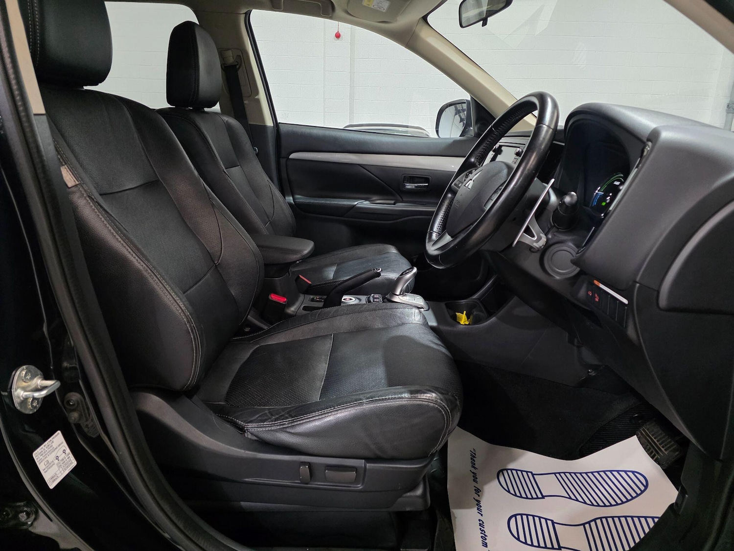 Used Mitsubishi Outlander 2015 for sale - 76398103: Photo 6