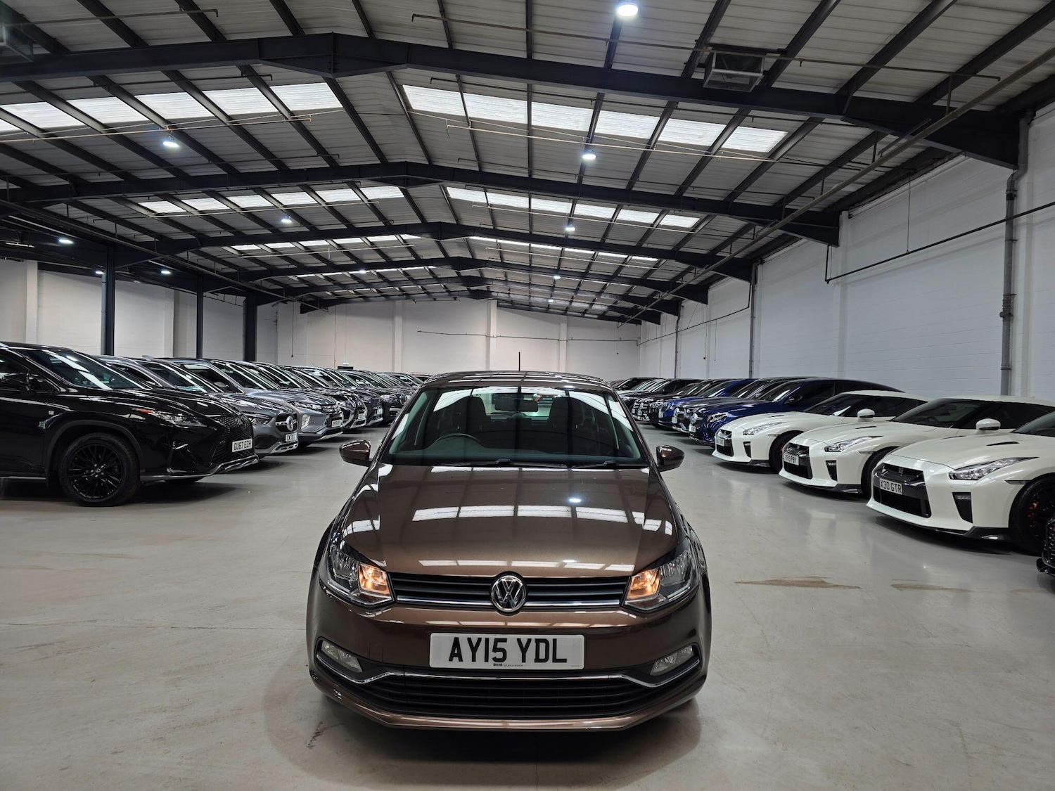 Used Volkswagen Polo 2015 for sale - 76099608: Photo 2