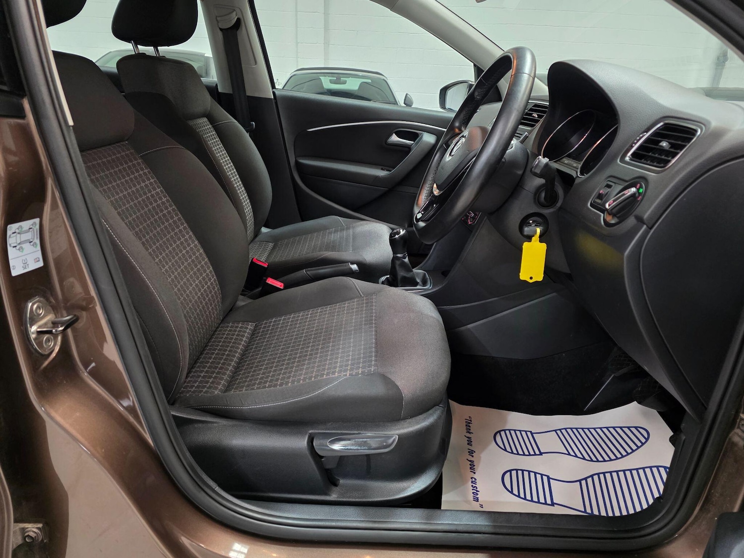 Used Volkswagen Polo 2015 for sale - 76099608: Photo 6