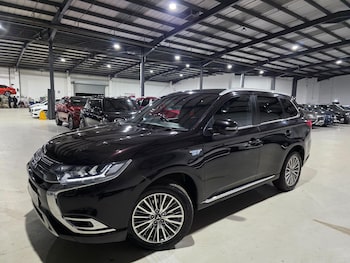 Mitsubishi - Outlander