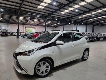 2016 (16) - 1.0 VVT-i x-pression x-shift Euro 6 5dr