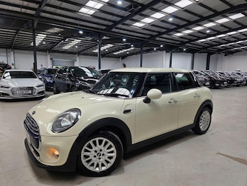 2015 (65) - 1.5 Cooper Auto Euro 6 (s/s) 5dr