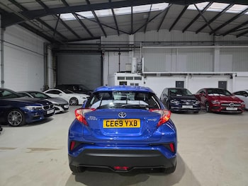 Used Toyota C-HR 2019 for sale - 76926690: Photo