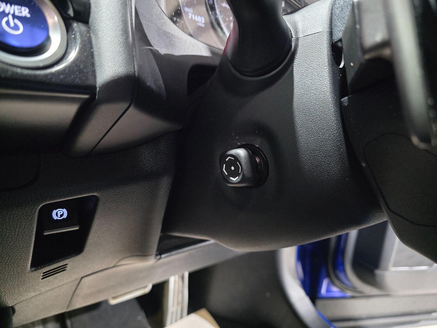 Used Lexus UX 2021 for sale - 76561030: Photo 23