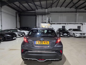 Used Toyota C-HR 2020 for sale - 76499242: Photo