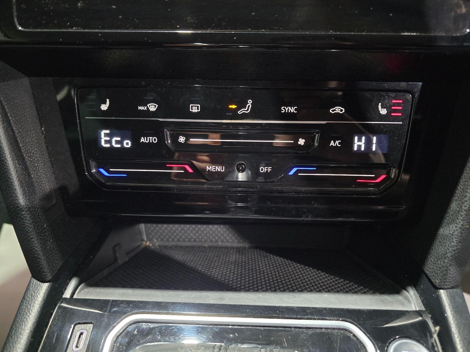 Used Volkswagen Passat for sale - 77016649: Photo 10