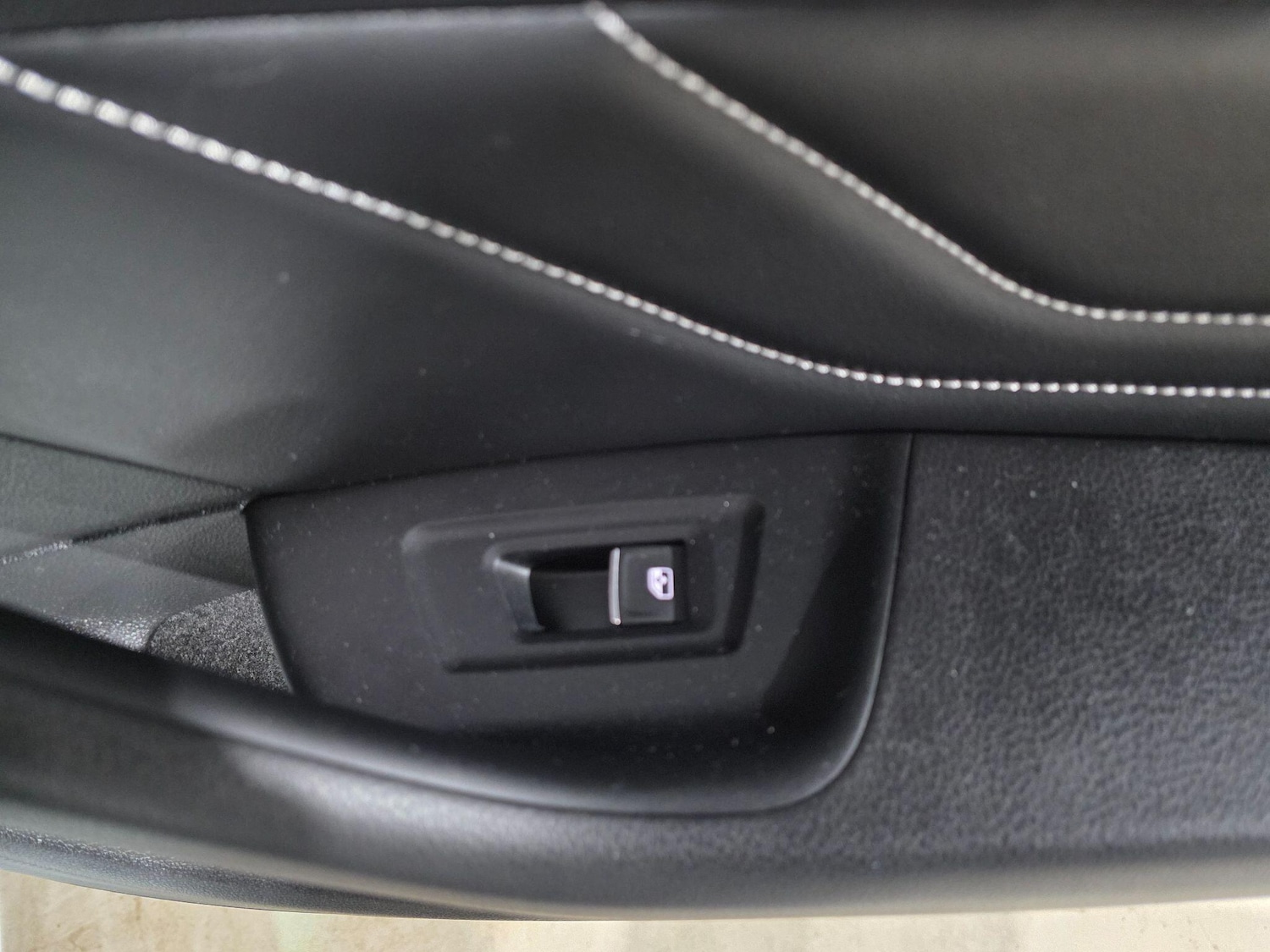 Used Volkswagen Passat for sale - 77016649: Photo 23