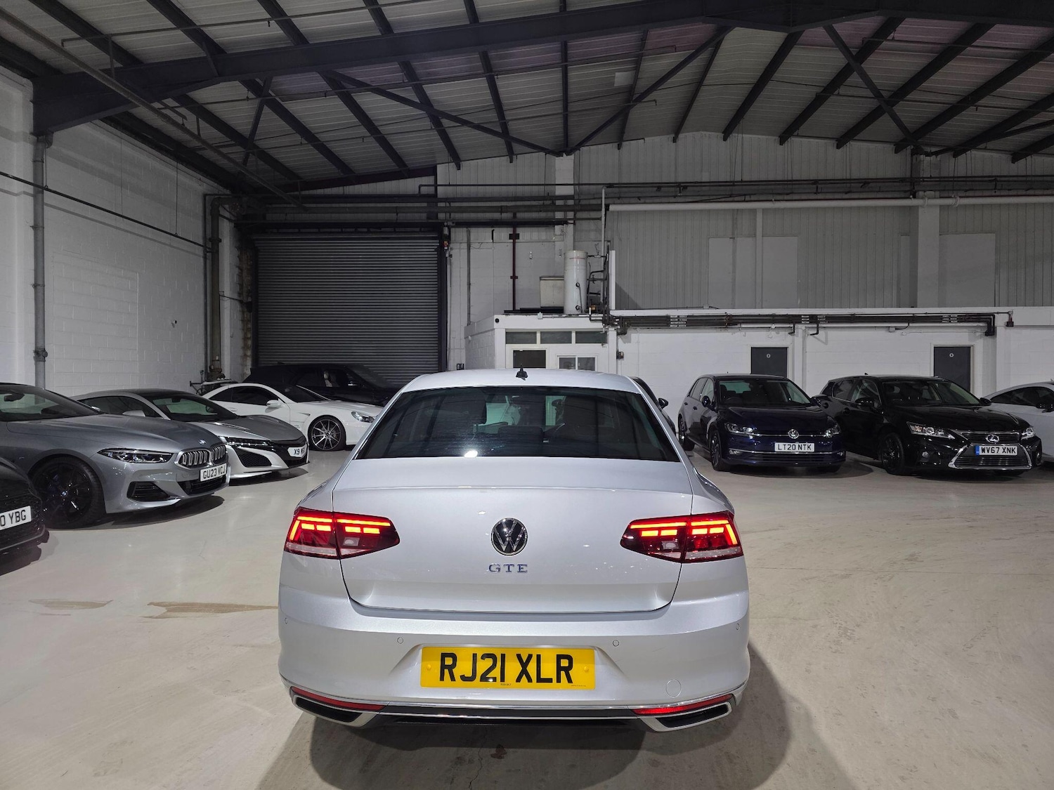 Used Volkswagen Passat for sale - 77016649: Photo 4