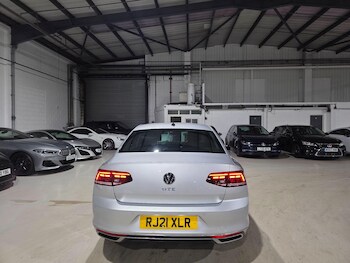 Used Volkswagen Passat 2021 for sale - 77016649: Photo