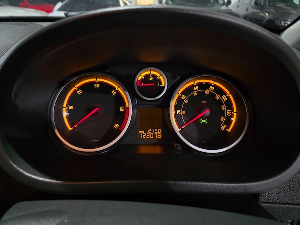 Used Vauxhall Corsa 2011 for sale - 76094509: Photo 10