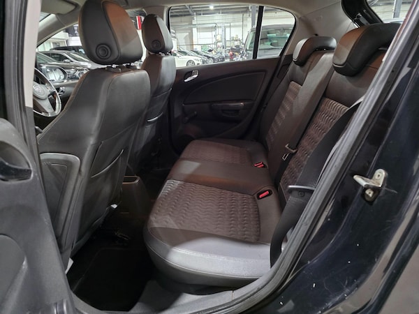 Used Vauxhall Corsa 2011 for sale - 76094509: Photo 21