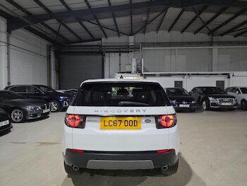 Used Land Rover Discovery Sport 2017 for sale - 77484322: Photo