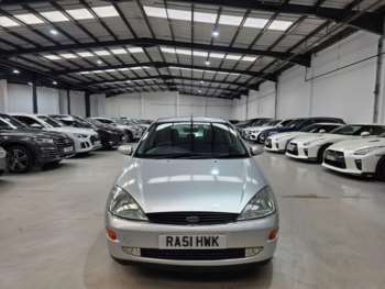 Used Ford Focus 2001 for sale - 75387780: Photo