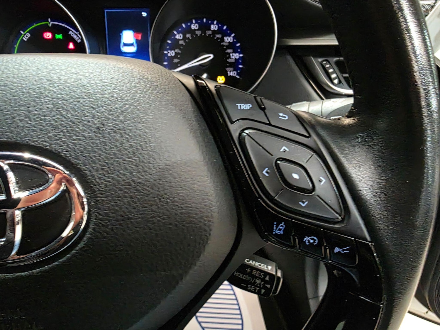 Used Toyota C-HR 2022 for sale - 76214279: Photo 14