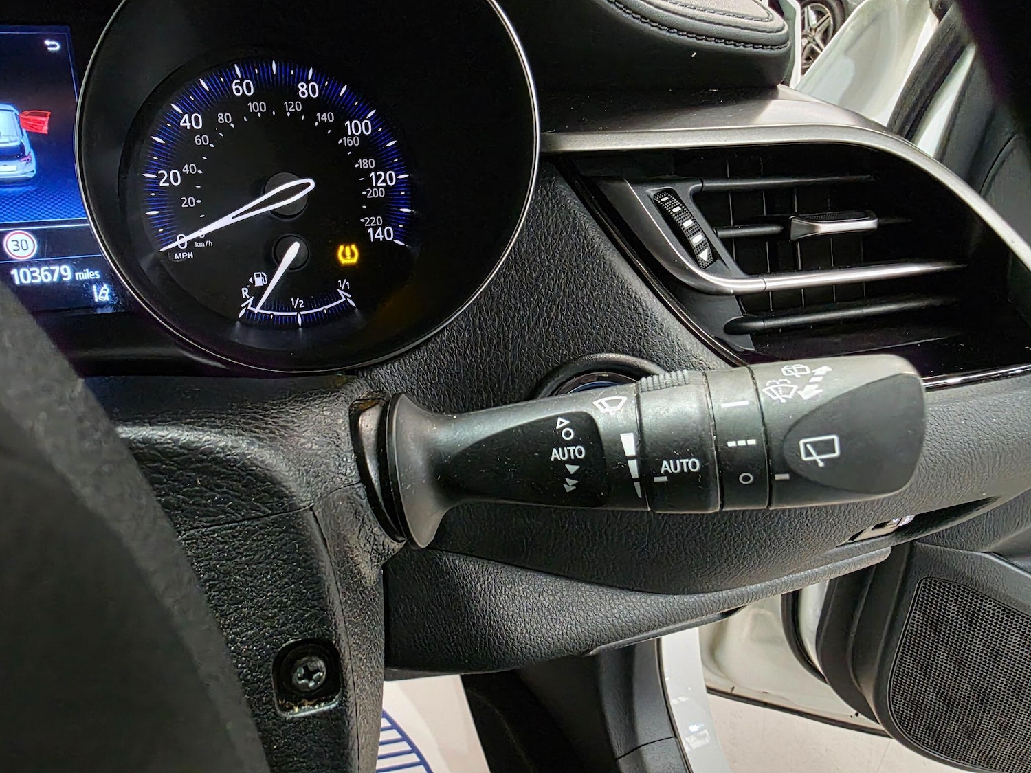 Used Toyota C-HR 2022 for sale - 76214279: Photo 16