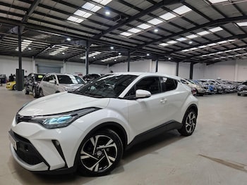 2022 (72) - 1.8 VVT-h Design CVT Euro 6 (s/s) 5dr