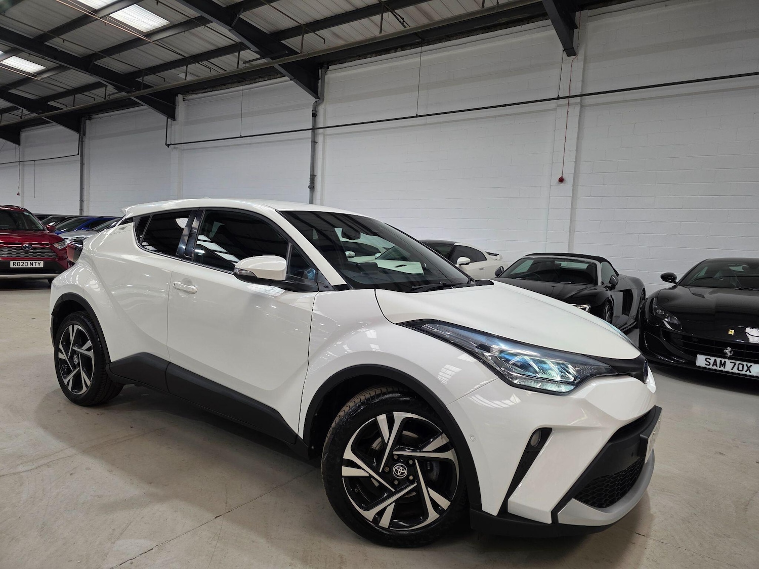 Used Toyota C-HR 2022 for sale - 76214279: Photo 3