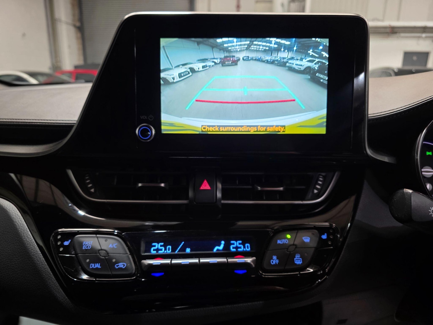 Used Toyota C-HR 2022 for sale - 76214279: Photo 8